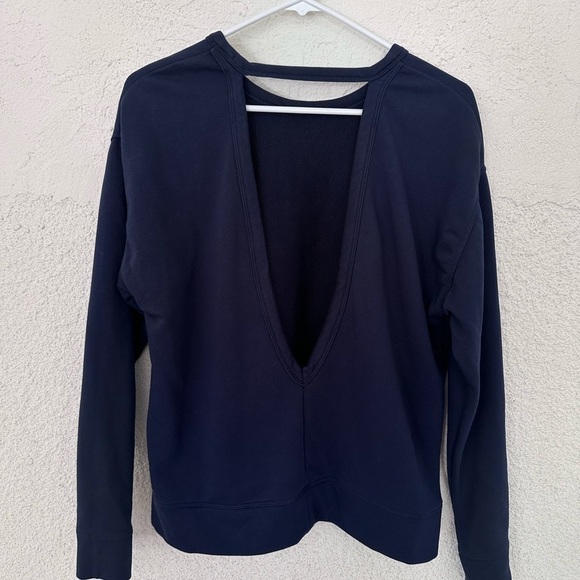 Nike dri fit pullover navy blue sweater open back - Picture 4 of 7